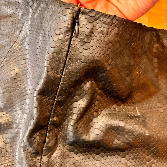 J Brand leather shorts - Picture 3 of 10